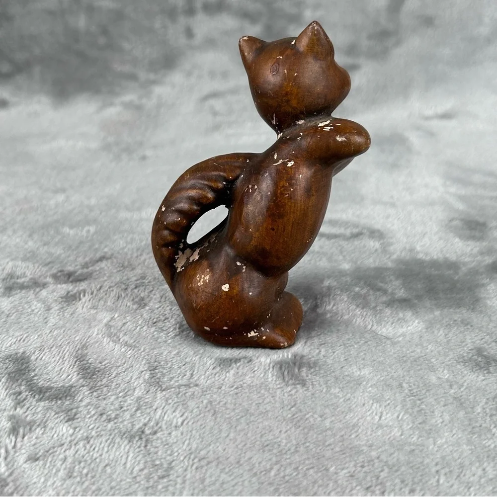 Vintage Ceramic Chipmunk Figurines Mid Century Some Paint Loss‎ Personality